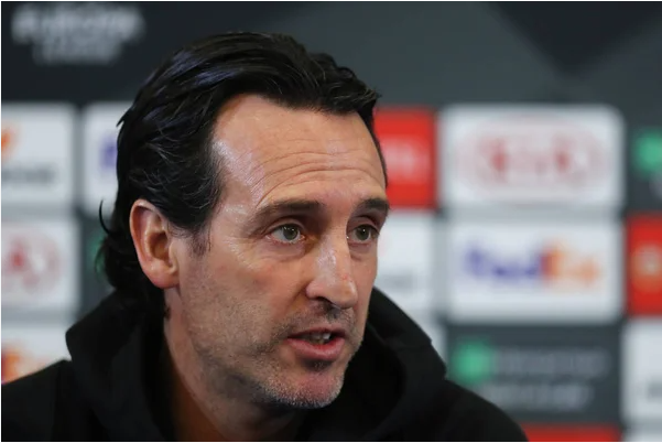 阿斯顿维拉的主教练乌奈·埃梅里