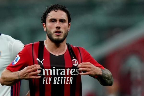 米兰队长卡拉布里亚有望在对阵勒沃库森的欧冠比赛中复出